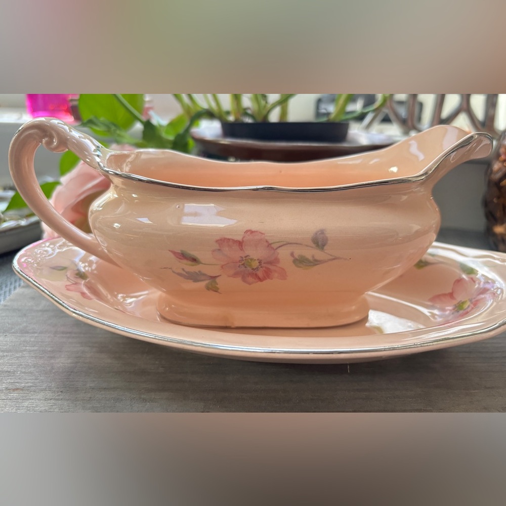 1930s Vintage Floral Pink Gravy Boat with Saucer, Atlas Globe China Co